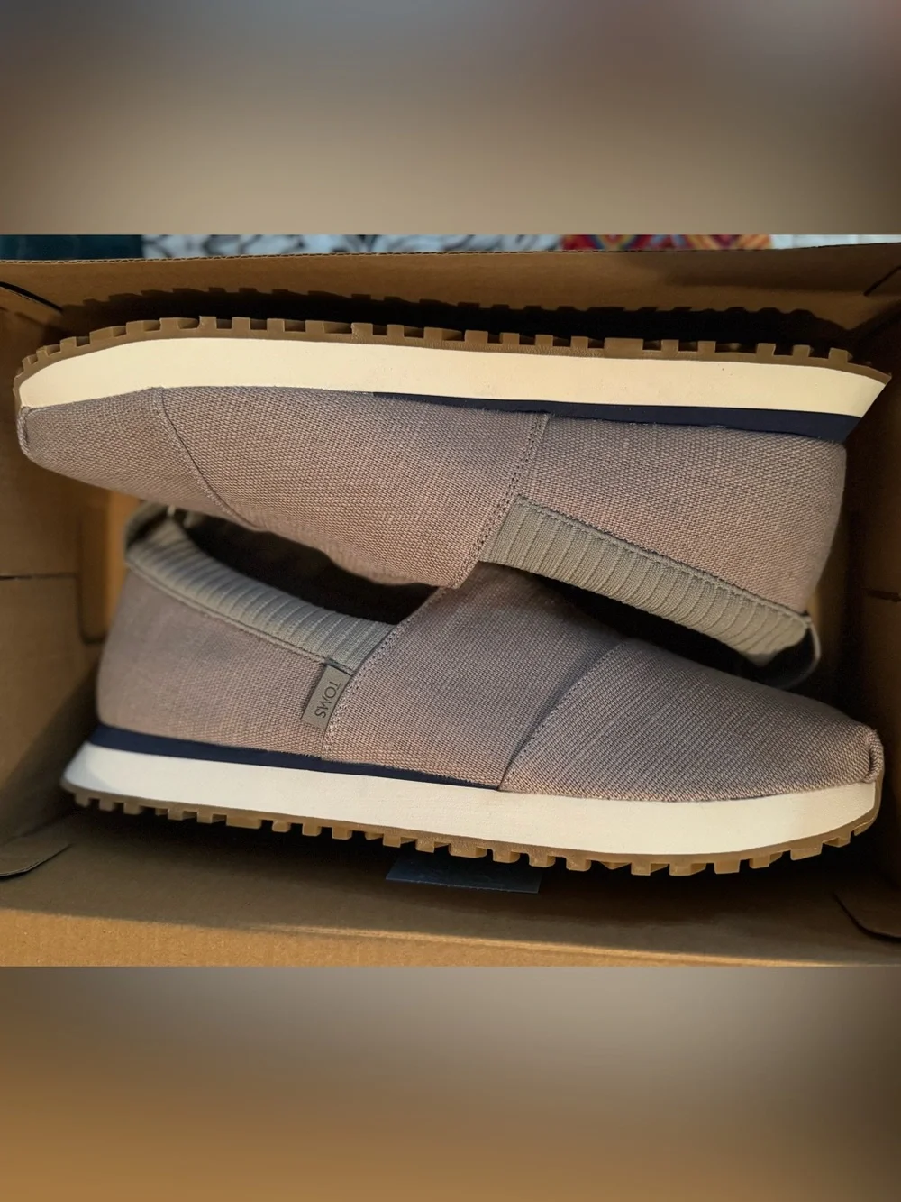 TOMS Men's Slip-On Knit Sneaker — Light Gray